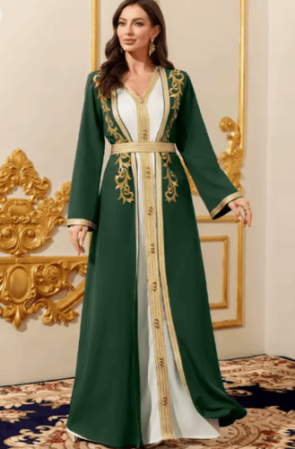عباية مطرزة بحزام
