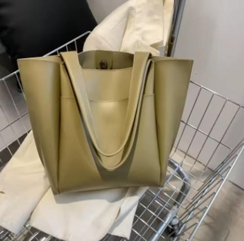 حقيبة يد جلدية