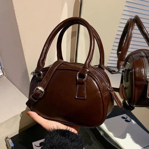 حقيبة نسائية