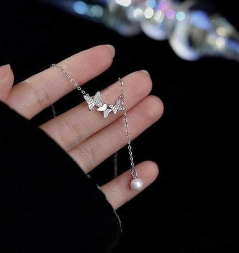 قلادة رفّة لؤلؤ