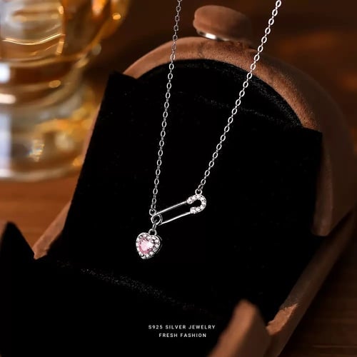 قلادة Safe Heart