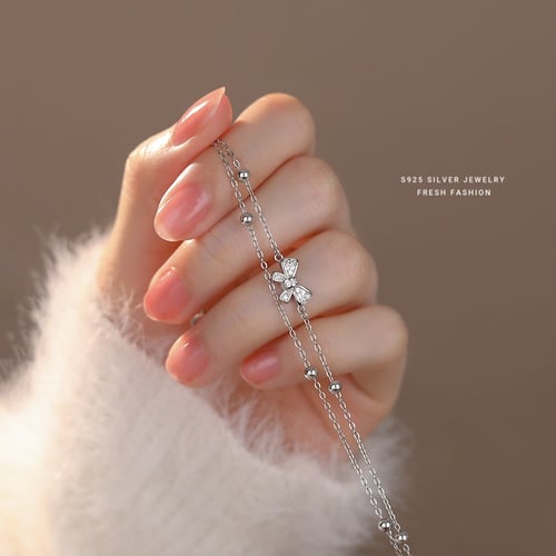 سوار الفيونكة الفضية