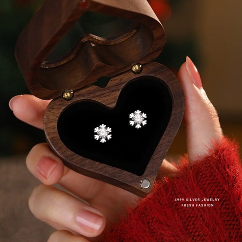Earrings with the shine of snow, silver, 925 karat