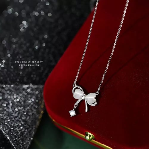 قلادة سِليستين بو