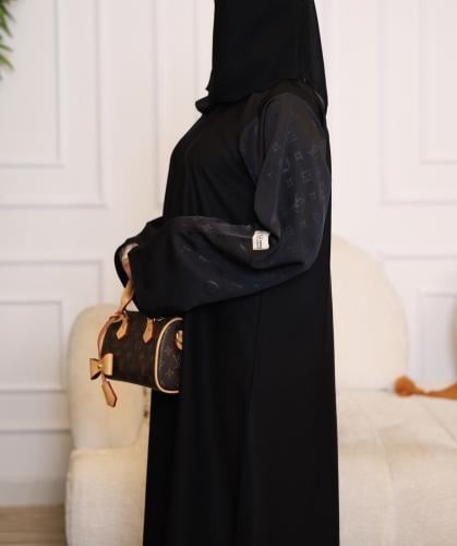 عباية لويس