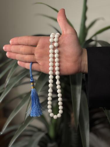 مسباح بكلايت ابيض