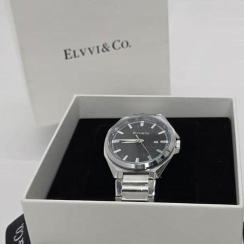 ساعة ايليت مومنت