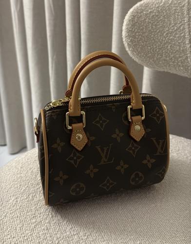 شنطة LOUIS VUITTON