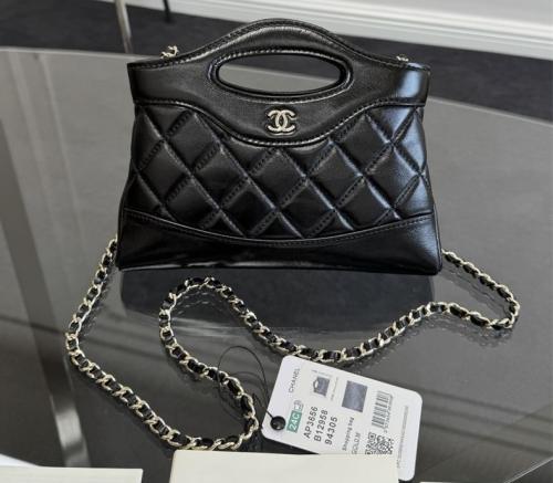 شنطة يد نسائية CHANEL