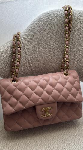 شنطة CHANEL
