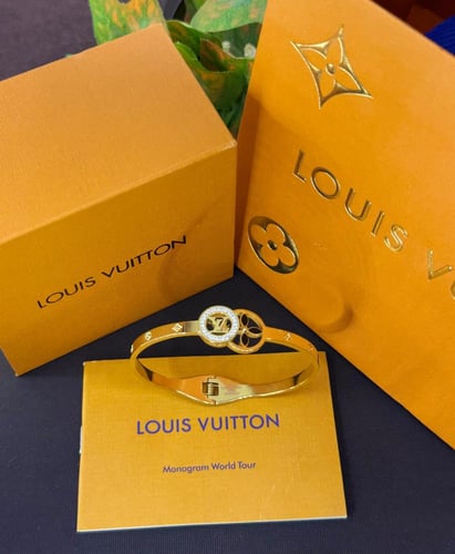 اسواره Louis Vuitton