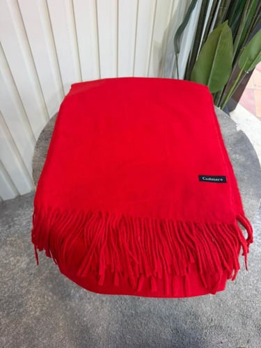 سكارف شتوية احمر - ترند