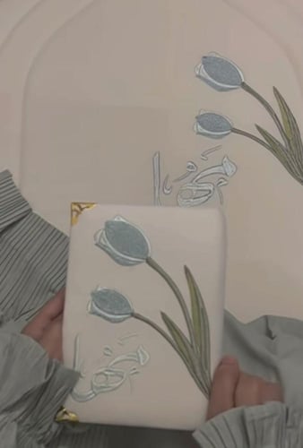 طقم بريق التوليب