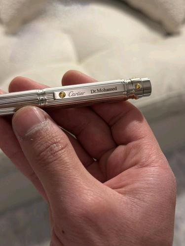 قلم أنيق فخامة بالاسم