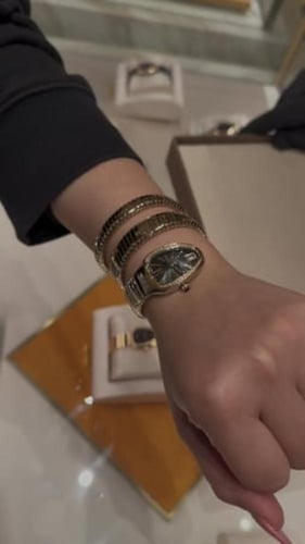 ساعة الثعبان العصرية 3 لفات