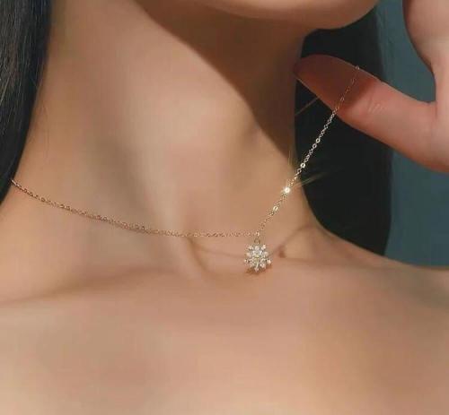 سلسال ندفة الثلج تصميم ألماسي فضة عيار 925