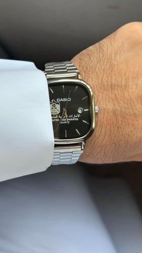 كاسيو الامارات اسود