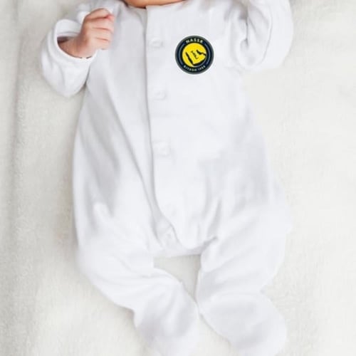 اوفرول بتصميم الشعار المطلوب