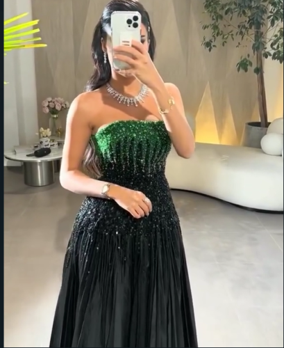 فستان سهرة أسود طويل