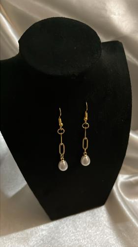 Pearl earrings