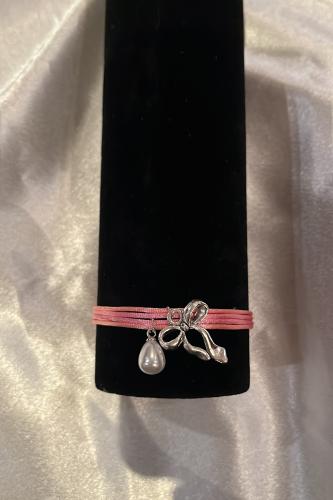 Double bow bracelet