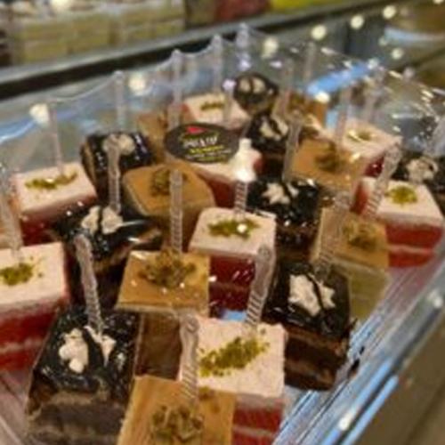 بوكس قطع كيك