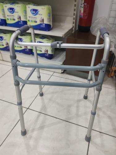 Walker 913 Without Wheels 1 Piece