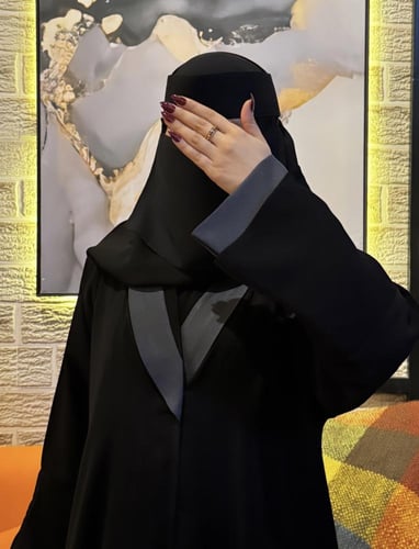 الانيقه - رمادي