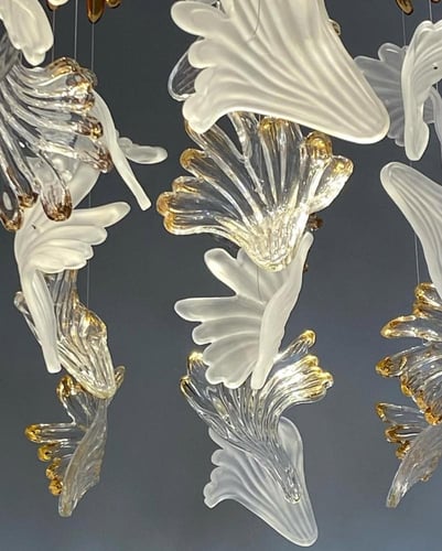 ثريا اوراق مستطيل بتصميم مميز طول 140سم وعرض 80سم...