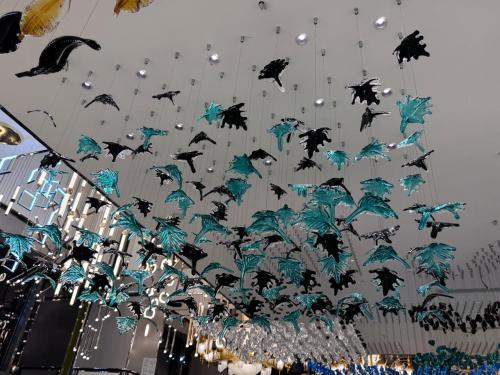 ثريا اوراق مربع طول متر و65سم وعرض متر و65 سم عدد...