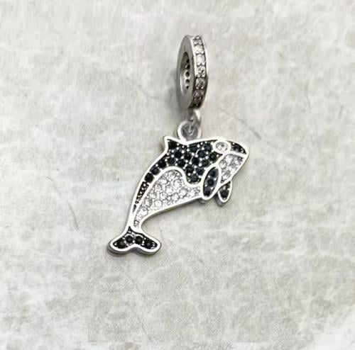 تعليقة على شكل حوت فضة 925 وزن 2.1جم