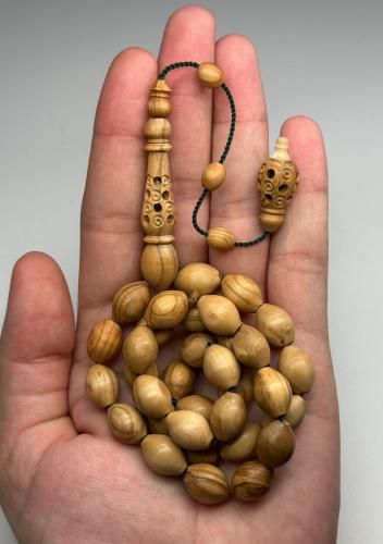 خشب الزيتون