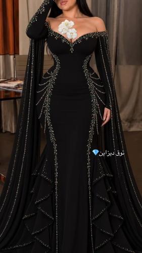 فستان اسود