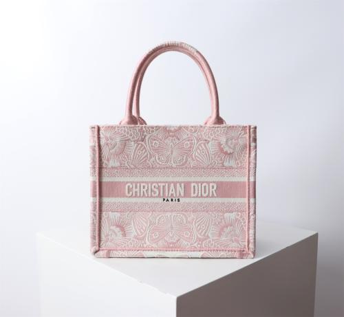 شنطة ديور Book Tote مقاس 26.5 سم