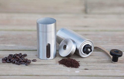 مطحنة حبوب القهوة اليدوية فضي