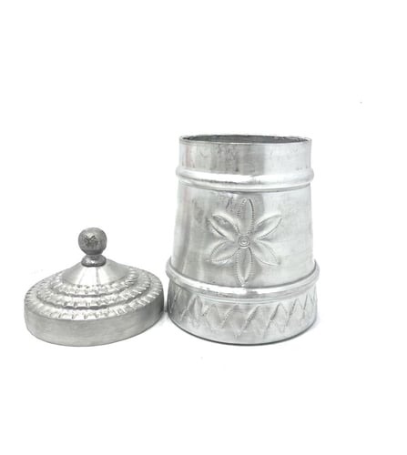 علبة تراثيه ٦٥٠ ملي