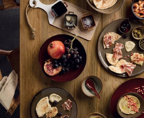 طقم سفرة لـ4 أشخاص كريمسون