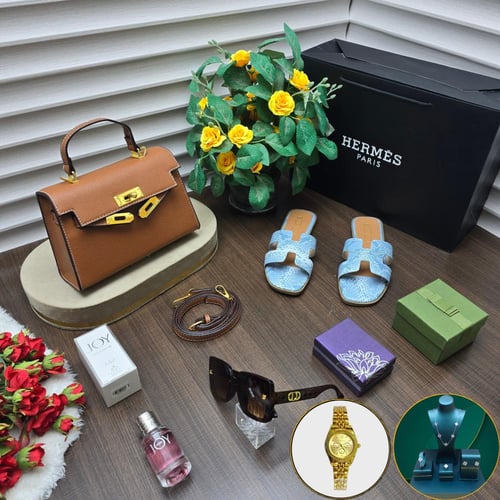 بوكس ماركه شانيل شنطه مع شوز