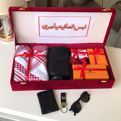 بوكس هدايا رجالي للعيد فخم ماركه لويس فيتون