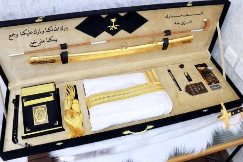 بوكس هدايا فخم ملكي اجمل الهدايـا