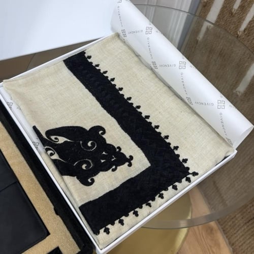 طقم هديه رجالي بالاسم