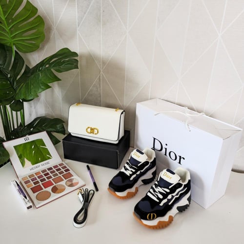 بوكس شنطه وشوز ديور شكل جديد