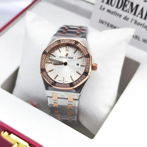 ساعات نسائي امر بياجية