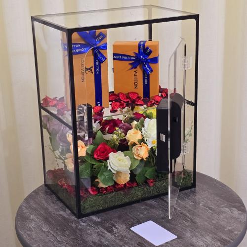 تنسيق هدايا بالورد ماركه لويس فيتون