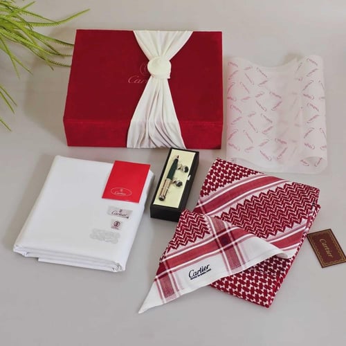 اجمل هدايا رجاليه من كارتير