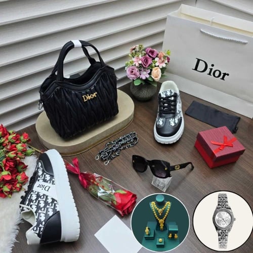 بوكس ديور شنطه وشوز سبورت بوكس نسائي