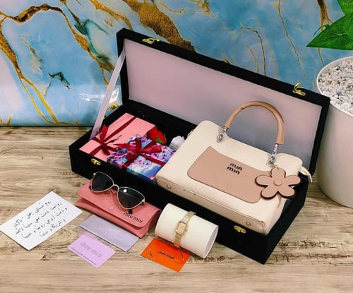 مجموعة هدايا نسائية