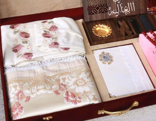 بوكس هدايا رمضان امي الغالية للامهات الكبار