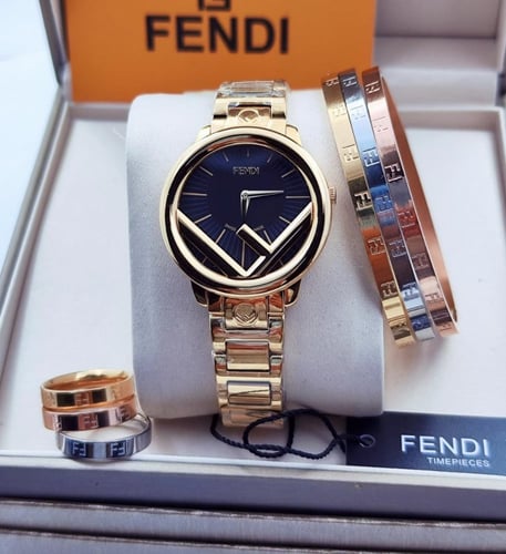 ساعات فندي نسائي