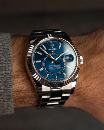 مقلد رواكس كحلي